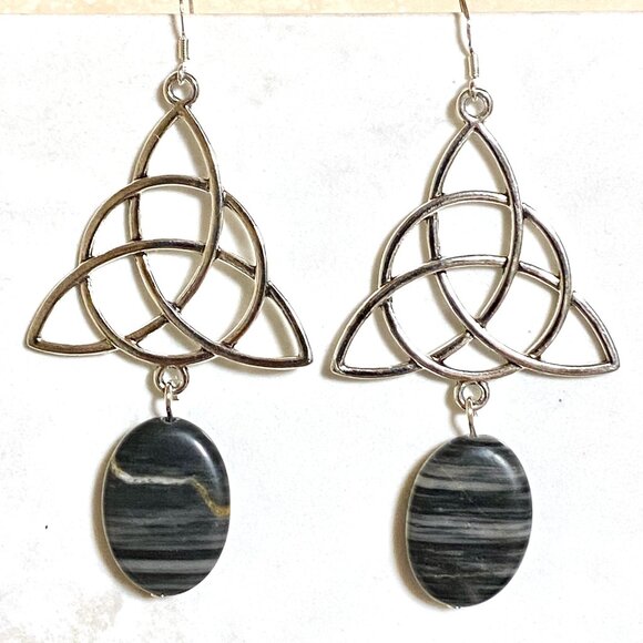 2/$20, Genuine Black Banded Agate Celtic Trinity Sterling Silver Dangle Earrings - Picture 1 of 10
